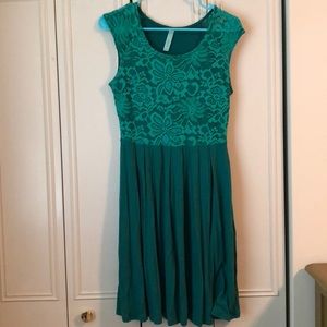 Gilli Dress Size M